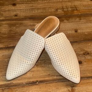 Mi.iM White Perforated Mules